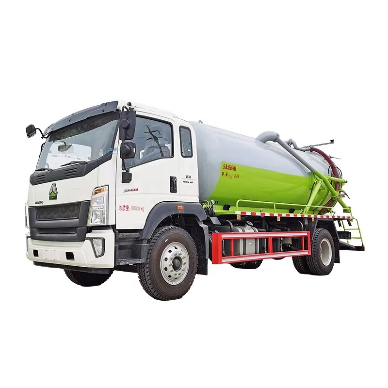 Sinotruck Howo 5000L Sewage Suction Truck 4x2 Vacuum Septic Fecal Suction Cleaning Tanker Truck