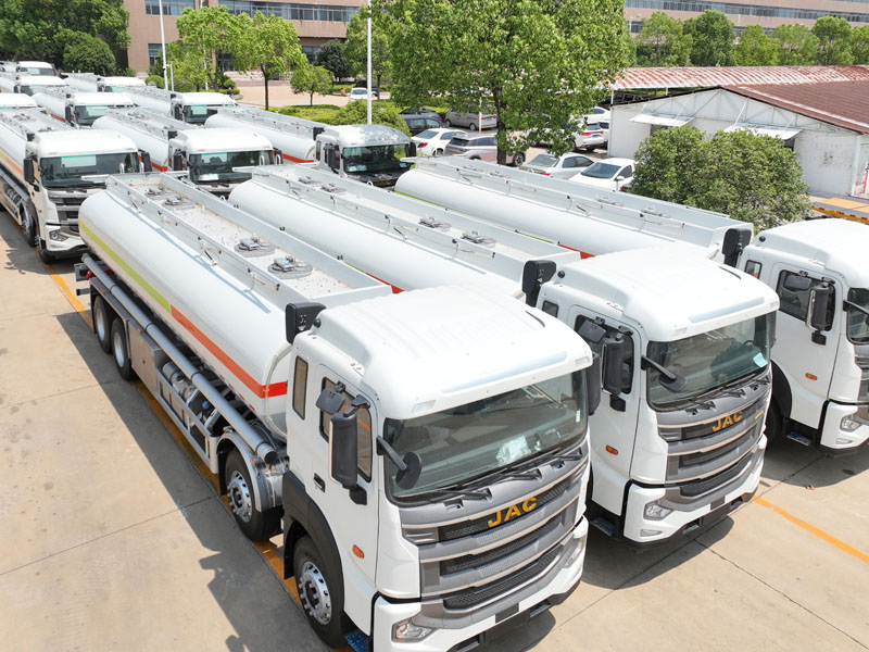 How to use a Fuel Tank Truck correctly